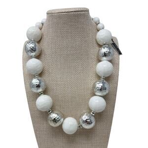 Vintage 90s Lucite White Silver Hammered Bead Choker Necklace 18.5"